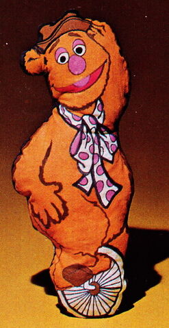 File:Paint doll fozzie.jpg