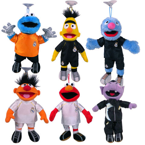 File:Peluche-surtido-barrio-sesamo-real-madrid-22cm.jpg