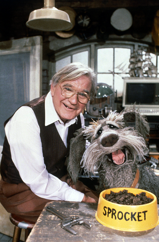 File:FraggleRock-Workshop-Doc&Sprocket.png