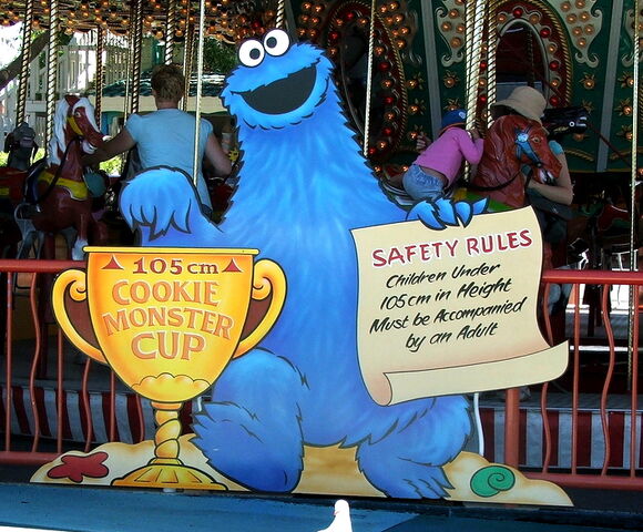 File:Sesame-street-beach-5.jpg
