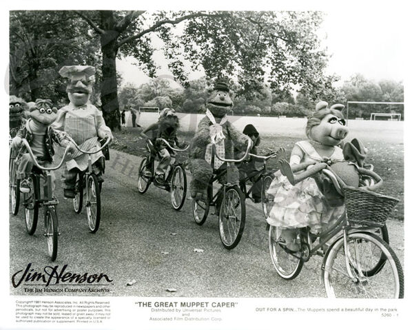File:TheGreatMuppetCaperPublicityStill.jpg