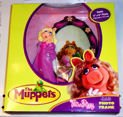 File:Piggy frame.jpg