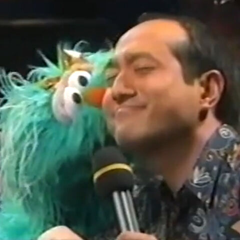 File:Kiss-Pops.jpg