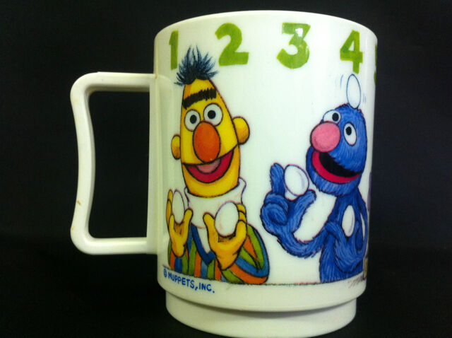 File:PeterPanMuppetsCup2.jpg