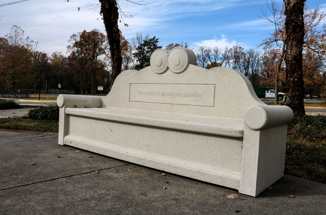 File:Magruder bench side.jpg