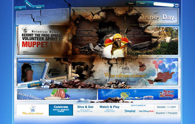 File:Disneyparksgive.com-23.jpg