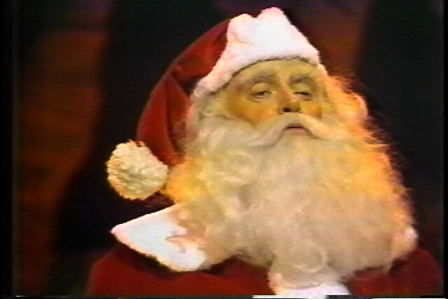 File:Santaclausswitch1-8.jpg