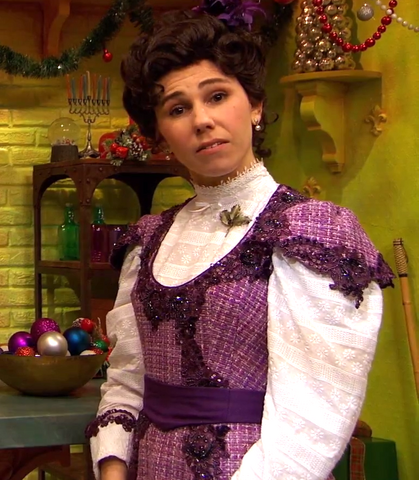 File:OnceSSXmas-Bella.png