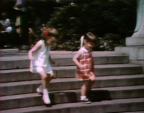 File:Girlsteps.jpg