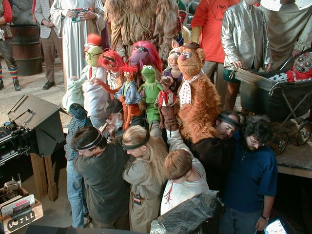 File:Muppeteers.jpg