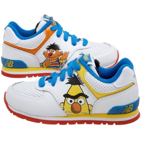 File:Newbalance-erniebert.jpg