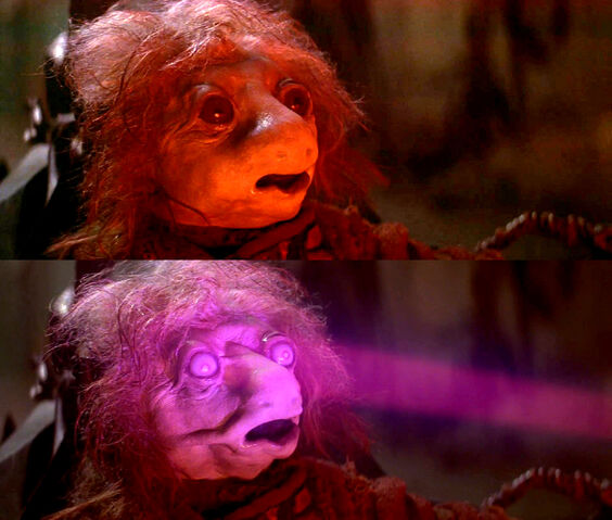 File:TheDarkCrystal-EssenceDrainingProcessInAction.jpg