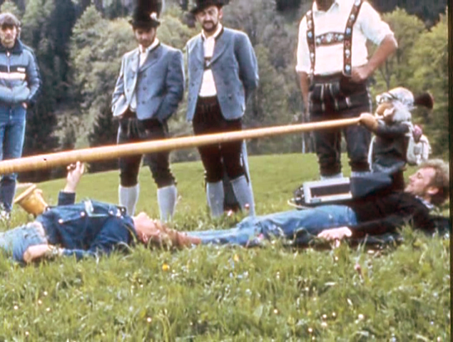 File:DieFraggles-BehindTheScenes08.png