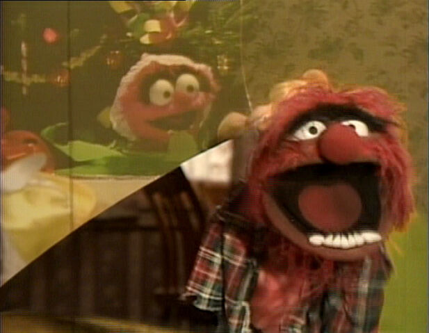 File:MuppetFamilyChristmas-Animal&BabyAnimal.jpg