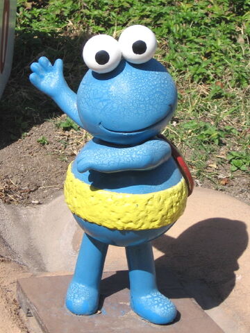 File:Parque-plaza-sesamo-twiddlebug-3.jpg