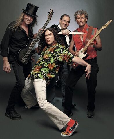 File:Weird Al - 01.jpg