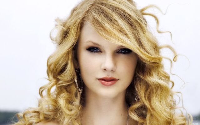 File:Taylor Swift 1.jpg