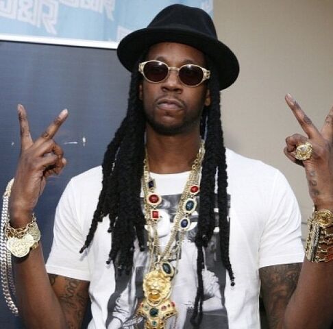 File:2 Chainz.jpg