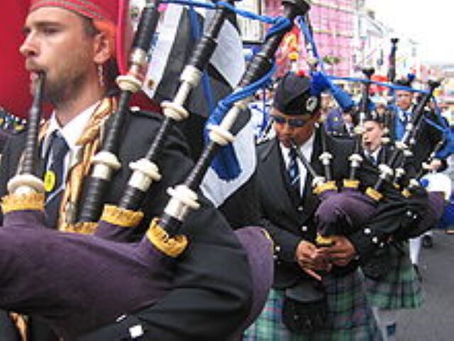 File:220px-Golowan Festival Penzance June 2005 Mid-Argyl band2.jpg