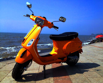 New-Vespa-S-First-Ride-Review-1