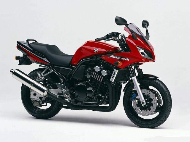 File:Yamaha FZS 600.jpg