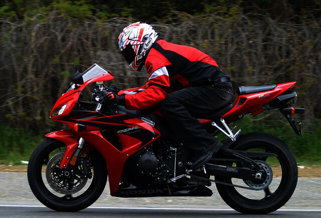 File:CBR1000RR MCUSA.jpg