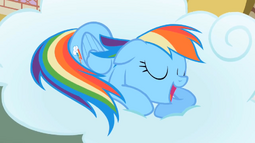 Rainbow Dash durmiendo