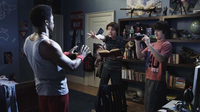 File:Actors-Matthew-Knight-and-Atticus-Mitchell-with-Cle-Bennett-as-Coach-Ed.jpg