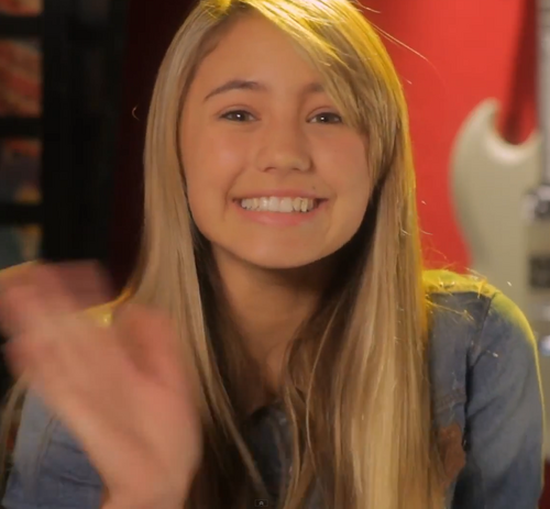 File:Rayna.png