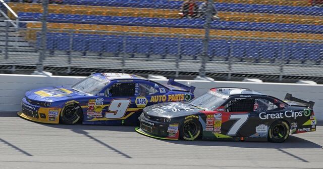 File:Teammates racing .jpeg