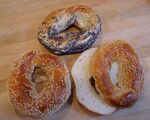 746px-Bagels-Montreal-REAL