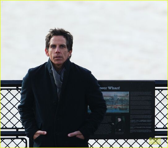 File:Ben-stiller-chilly-night-at-the-museum-3-scenes-with-skyler-gisondo-09.jpg