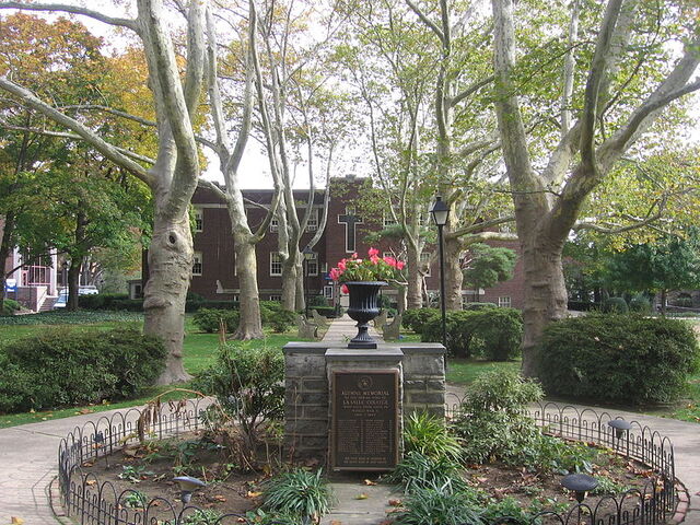 File:La Salle University.jpg