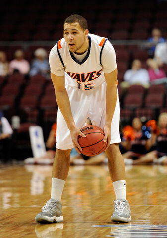 File:Mychel+Thompson+WCC+Basketball+Tournament+QgR1QSxsfZPl.jpg