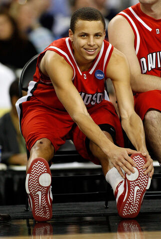 File:Stephen on the bench.jpg