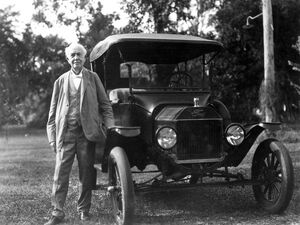Primul-pas-catre-electronicele-moderne-Efectul-Edison.jpg