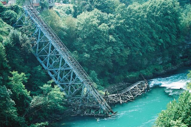 File:Neretva most Jablanica.jpg