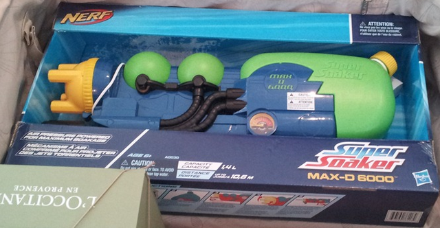 File:MaxD6000-2012.png