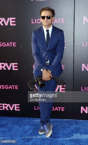 File:Casey Neistat 4.jpg