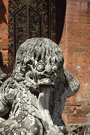 220px-Rangda statue