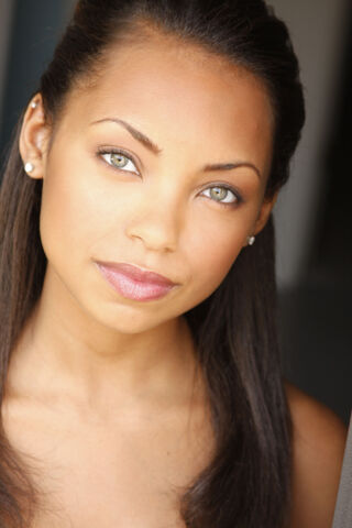File:Logan Browning.jpg