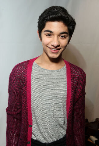 File:Emmanuel Martinez.jpg
