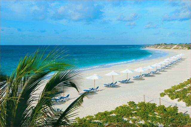 File:Becussi Beach.jpg