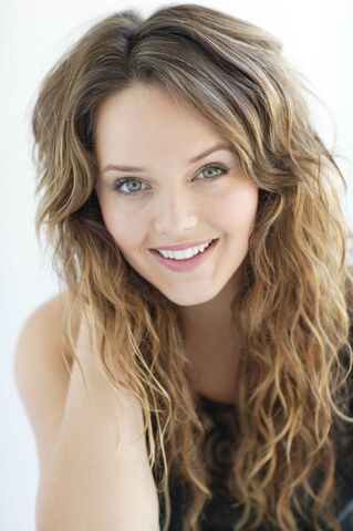 File:Amelia4.jpg
