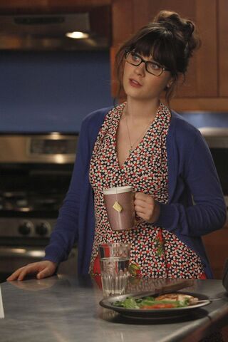 File:Zooey-deschanel- Episode-Still-21.jpg