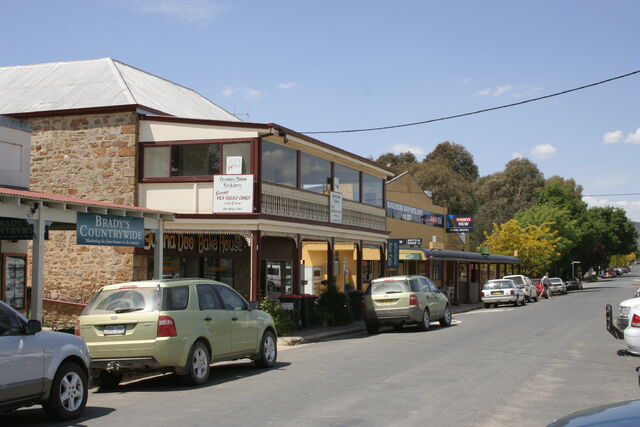 File:Whitton.jpg