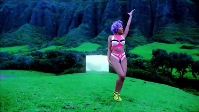 File:Starships still 5.png