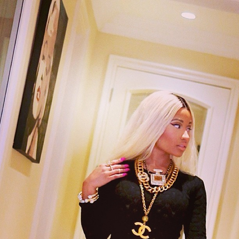 File:Nicki Minaj beauty.png