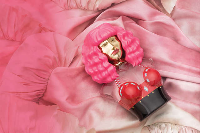 File:Minajesty shoot.png