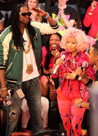 File:Nicki Minaj 2 Chainz.jpg
